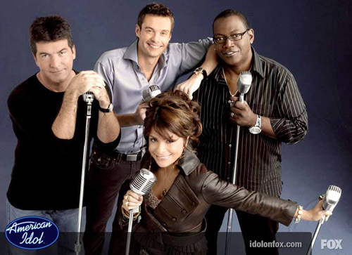 Jurorzy American Idol powoli odchodzą z programu | Foto: FOX