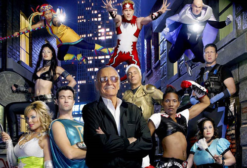 Stan Lee i uczestnicy drugiej edycji Who Wants to be a Superhero? | Foto: Sci Fi Channel