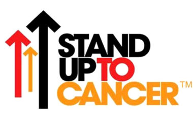 Logo fundacji Stand Up To Cancer
