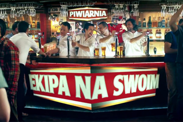 Kadr z kampanii promocyjnej marki Warka | fot. YouTube