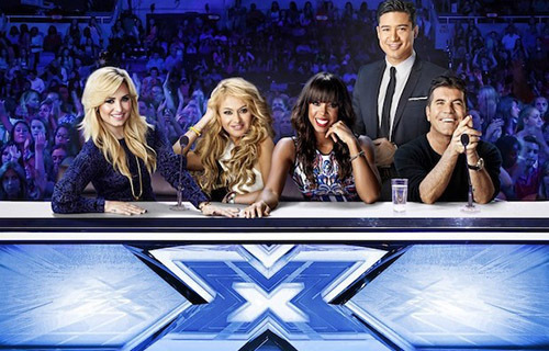 Prowadzący i jury trzeciej amerykańskiej edycji The X Factor | fot. Jethro Nededog